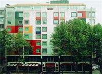 Color Hotel (4 Stars)